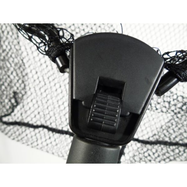 Merítő háló 58 x 40 x 40 cm háromszög alakú teleszkópos nyéllel