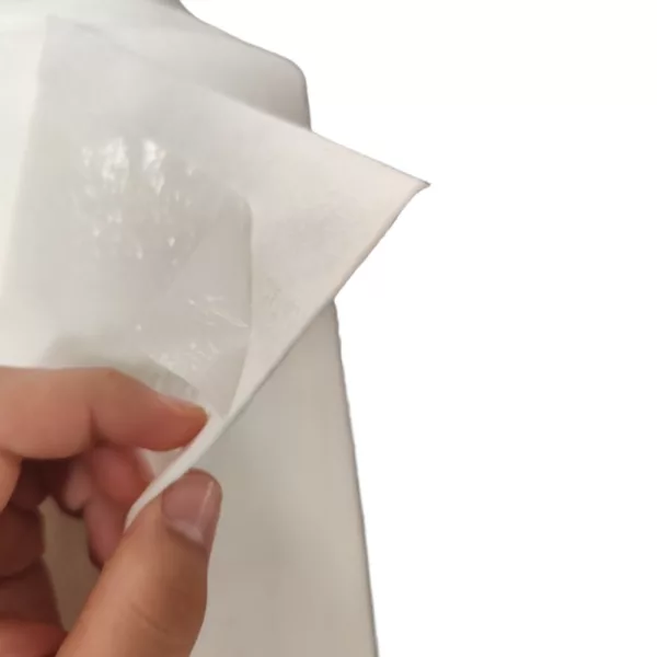 Geotextília Fehér öntapadó 1,5 m széles 250g/m2 Filc textil - PE ragasztó bevonattal ár/m2