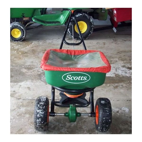 Műtrágyakiszóró, Accu Pro 2000 42L tartály, Everris