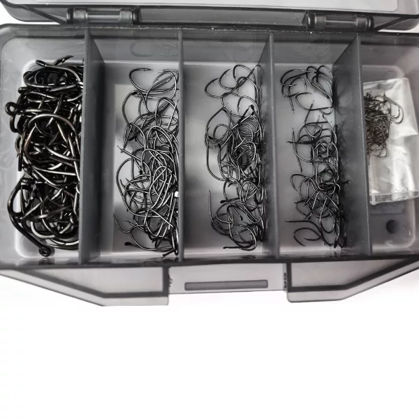 Doboz 250 db horoggal feltöltve