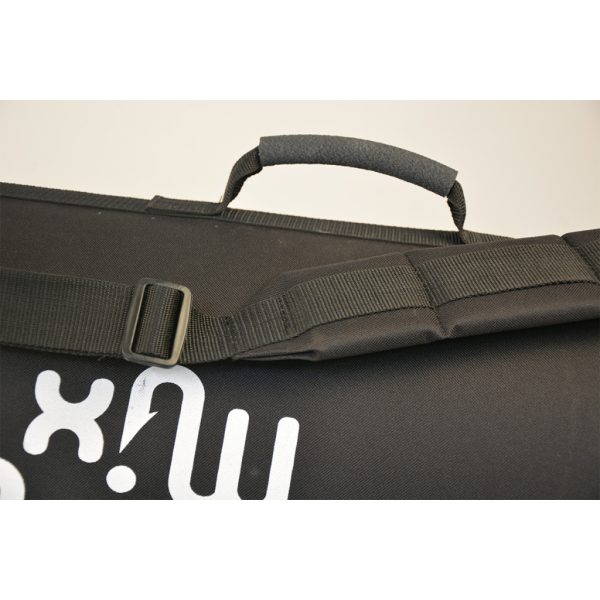 BENZAR MEREVFALÚ BOTZSÁK 3 REKESZES 165