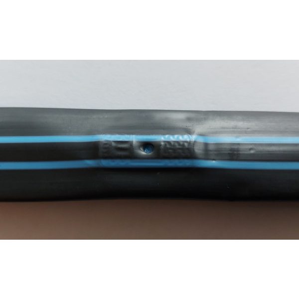 Pipelife csepegtető szalag kékcsíkos lapos betéttel D=22mm 8mil, 40cm oszt. 1500m