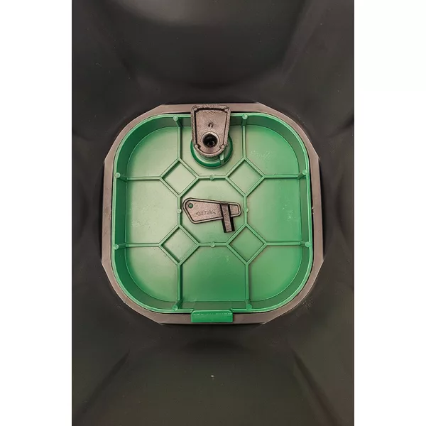 Szelepház négyzet alakú 16cm átmérőjű tetővel TR