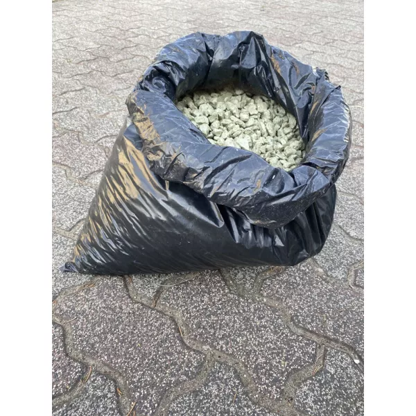 Tó Zeolit 6–20 mm 1 kg – természetes tavi szubsztrátum